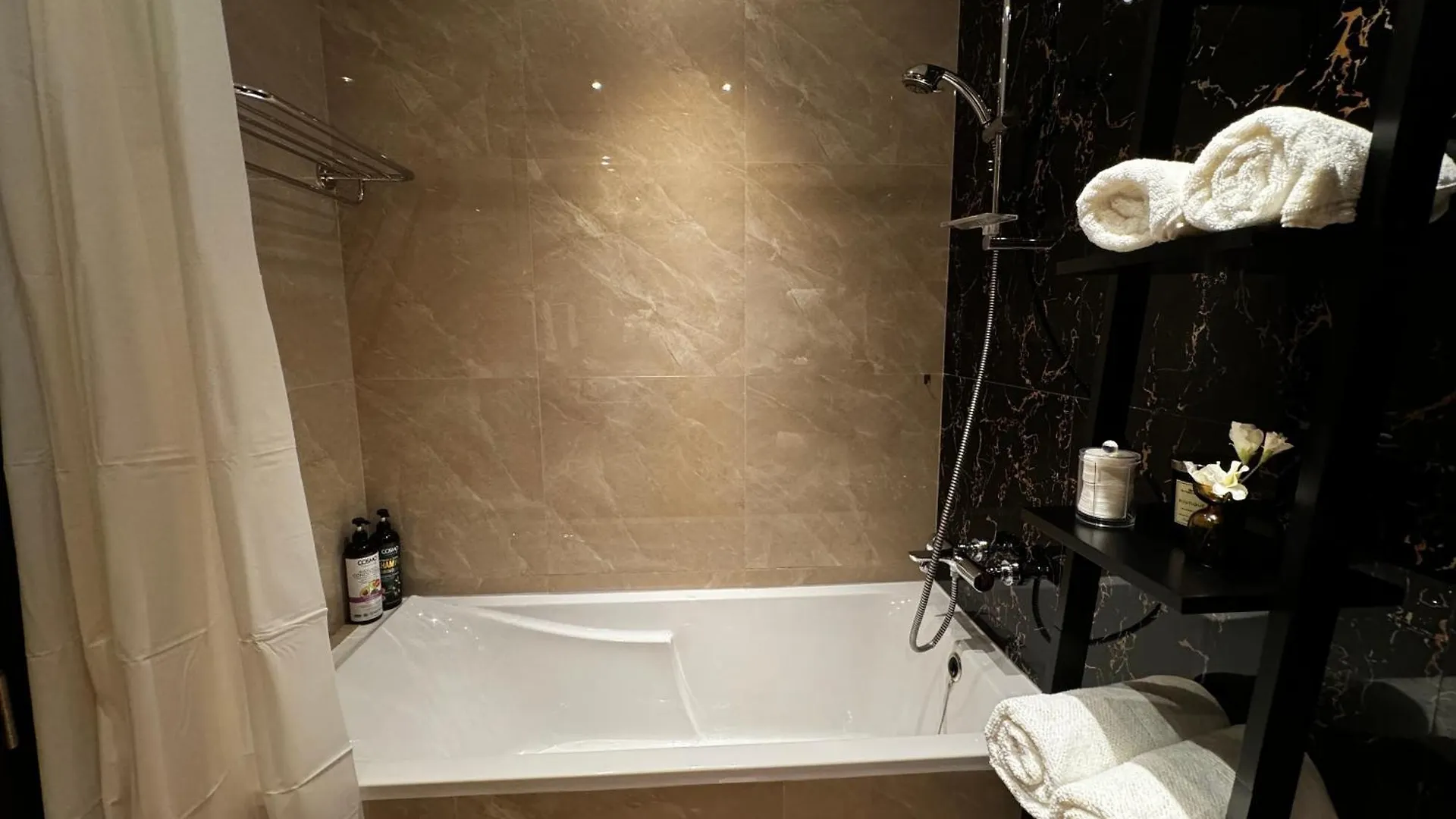 Apartment Spacious Studio, 4 Guests In The Heart Of Dubai