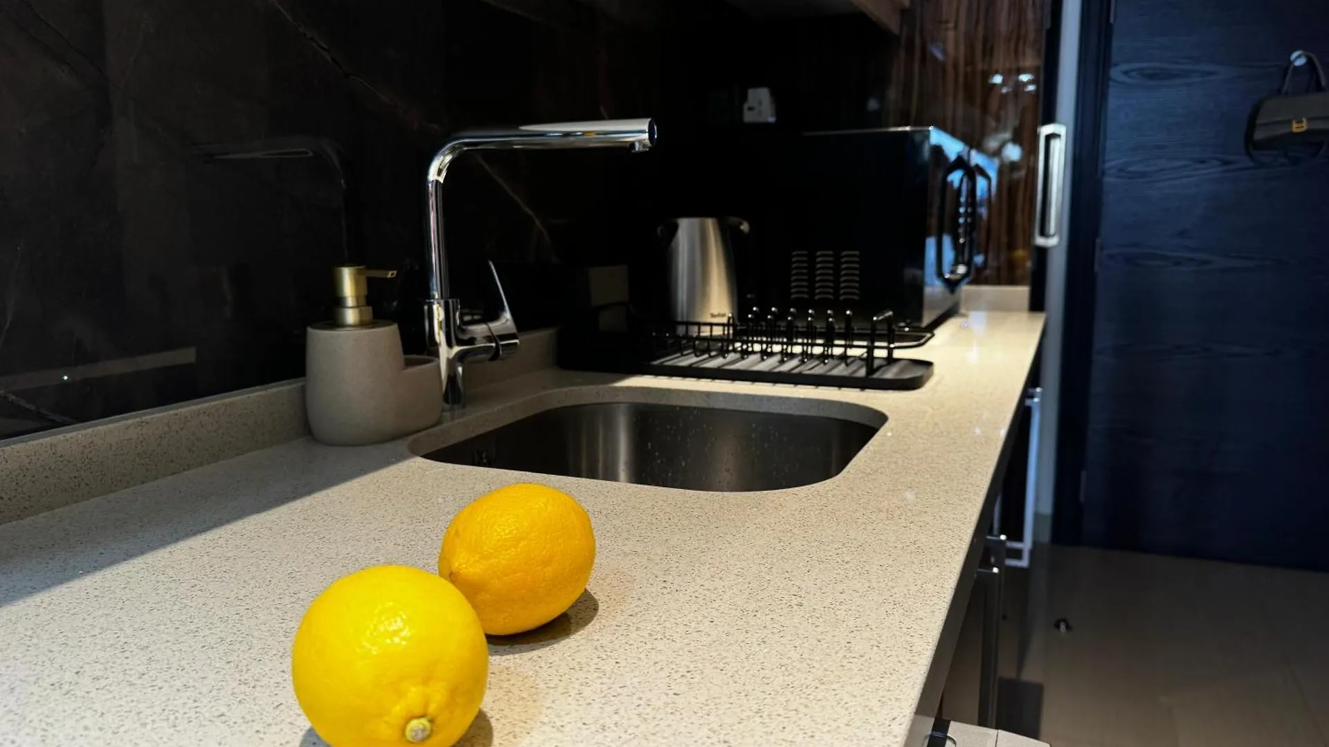 Apartmán Spacious Studio, 4 Guests In The Heart Of Dubaj